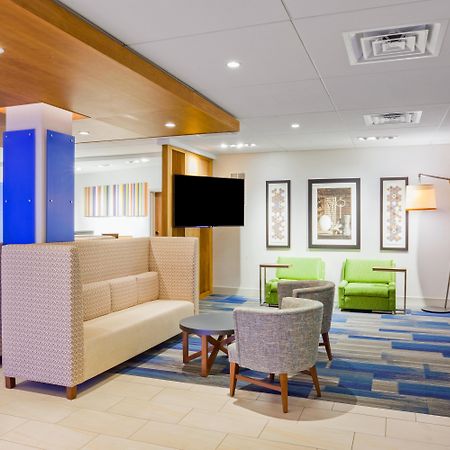 Holiday Inn Express And Suites Des Moines Downtown By Ihg Exterior foto