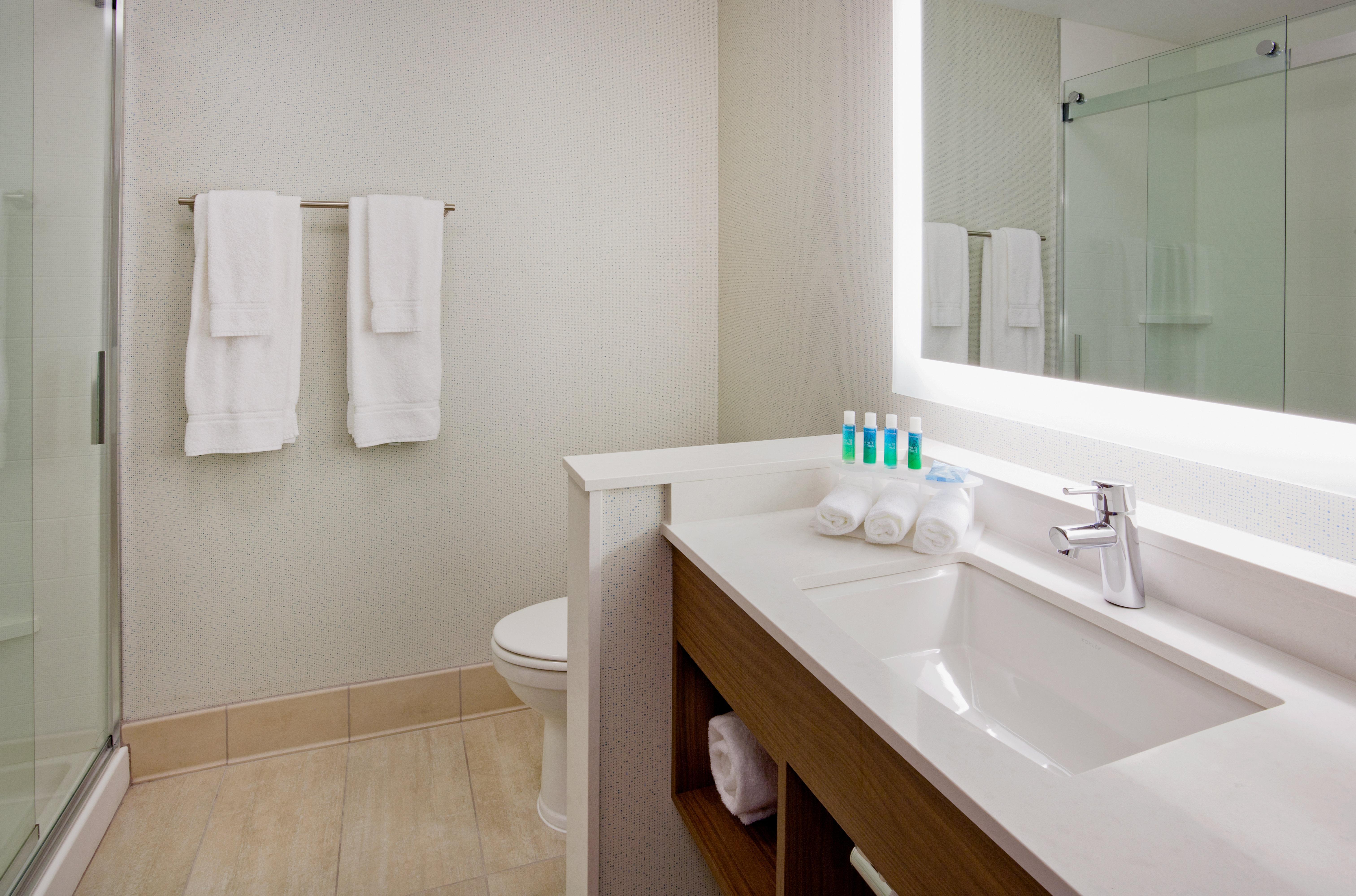 Holiday Inn Express And Suites Des Moines Downtown By Ihg Exterior foto