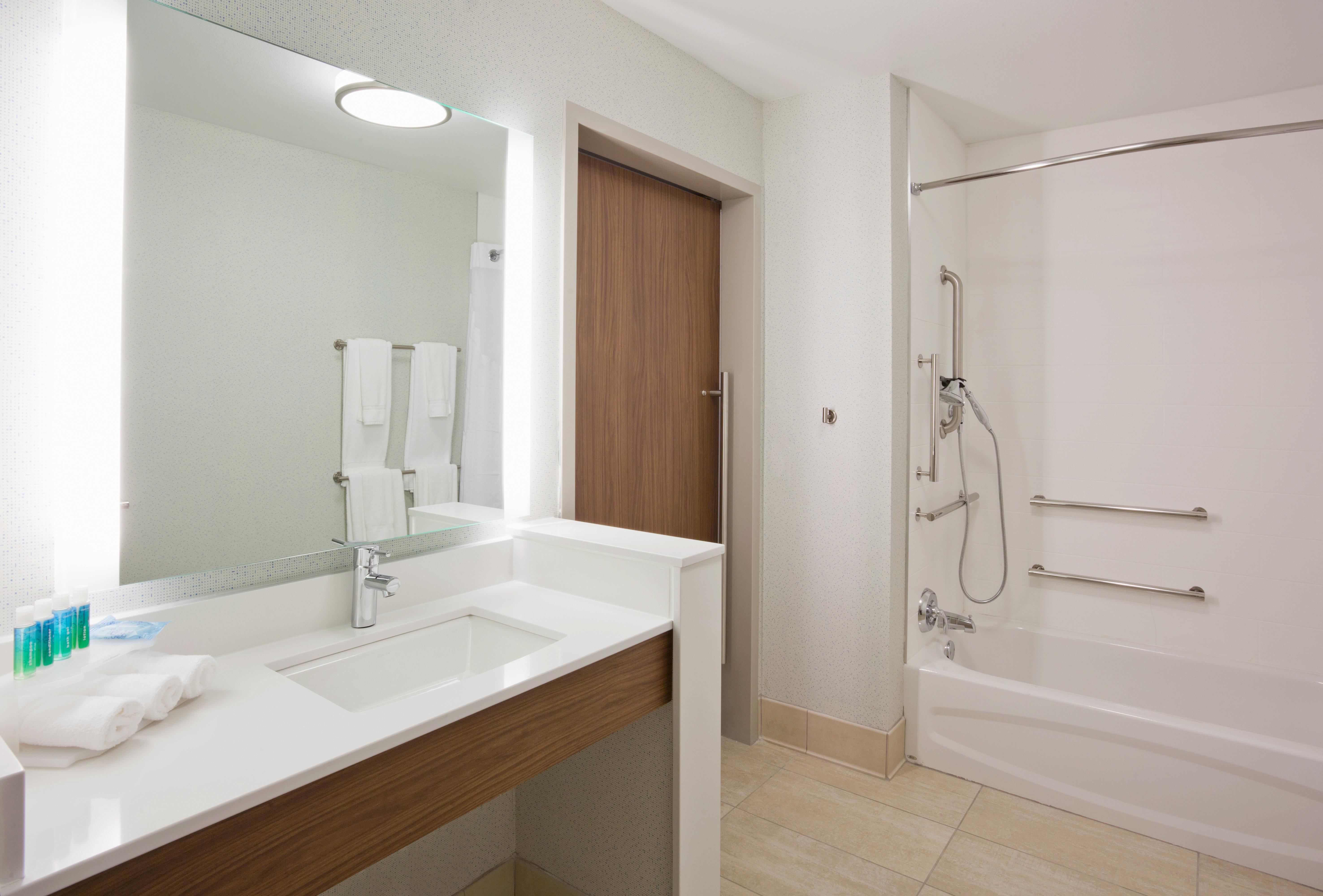 Holiday Inn Express And Suites Des Moines Downtown By Ihg Exterior foto